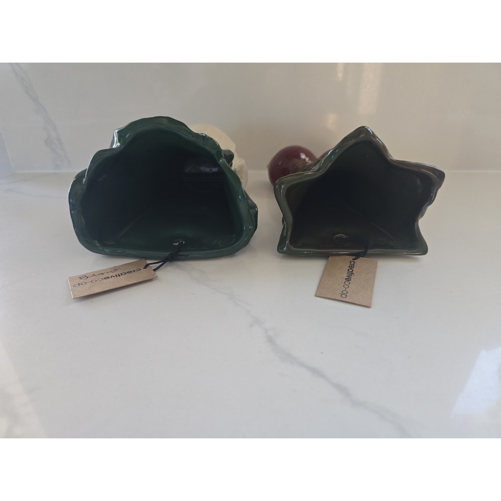 Creative Co-op Embossed Cabbage Radish Shaped Wall‎ Vase Planters Set Of Two New - Picture 4 of 8